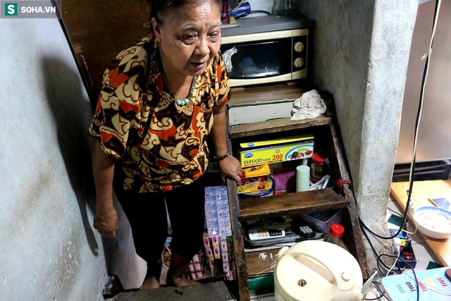 Bà nội 70 tuổi gồng gánh lo cho cả gia đình trong căn nhà vỏn vẹn 4m2 giữa Thủ đô: Tôi chỉ trăn trở một điều...! - Ảnh 5.