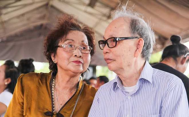  Điều xúc động ít biết về bố mẹ ruột của NS Hoài Linh: Từng phải ở chuồng heo, trong suốt hơn 50 năm chưa hề cãi nhau  - Ảnh 4.
