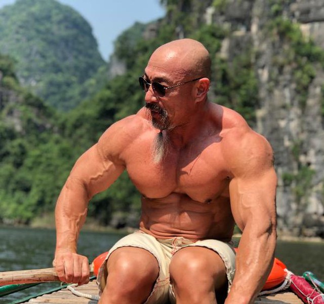 Quy lão tiên sinh phiên bản Việt Nam: 57 tuổi, mê tập thể hình đến 1-2h sáng mới về nhà, tổng lượng tạ lên đến 10 tấn - Ảnh 3.