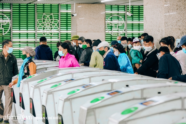 Tàu điện Cát Linh - Hà Đông hoạt động cũng là lúc có hàng loạt thói quen mà chúng ta phải tập ngay là vừa - Ảnh 6.