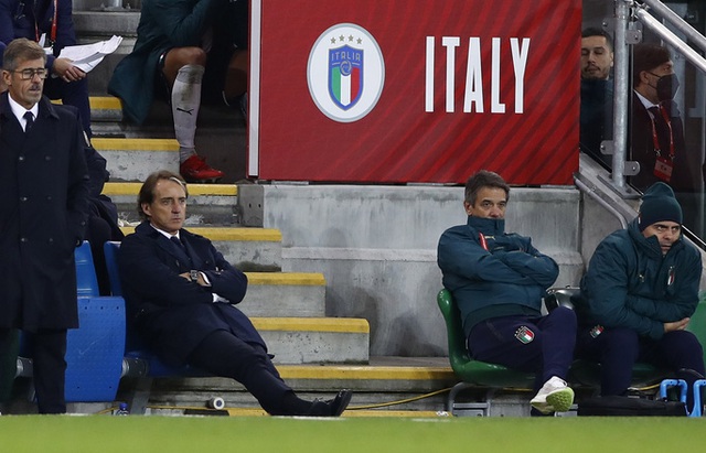  Bất lực ghi bàn, tuyển Ý mất vé trực tiếp dự World Cup  - Ảnh 2.