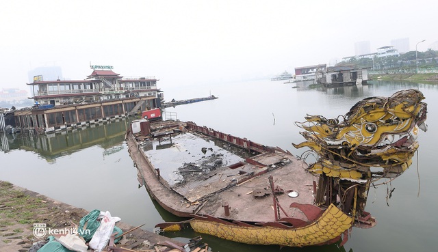  Hà Nội: Tháo dỡ nghĩa địa du thuyền - điểm ăn chơi nức tiếng một thời ở Hồ Tây - Ảnh 10.