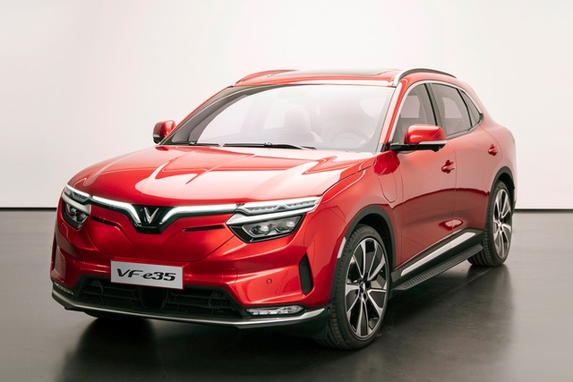 VinFast VF e35 đấu Tesla Model Y: Mẫu xe Việt có lợi thế về công nghệ và trang bị, chỉ còn đợi mức giá hợp lý - Ảnh 1.