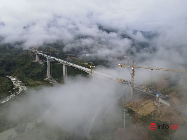 Cận cảnh cầu cạn trên mây cao nhất Việt Nam sắp hoàn thiện - Ảnh 6.