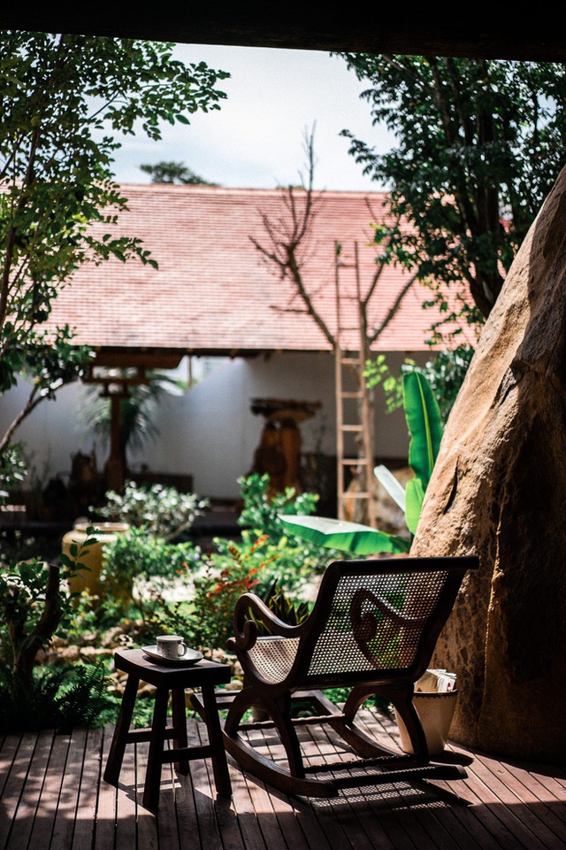  Ngôi nhà gỗ mang hơi thở Bắc Bộ của hai vợ chồng đã về hưu ở Nha Trang, một chốn bình yên ai cũng mơ ước - Ảnh 22.