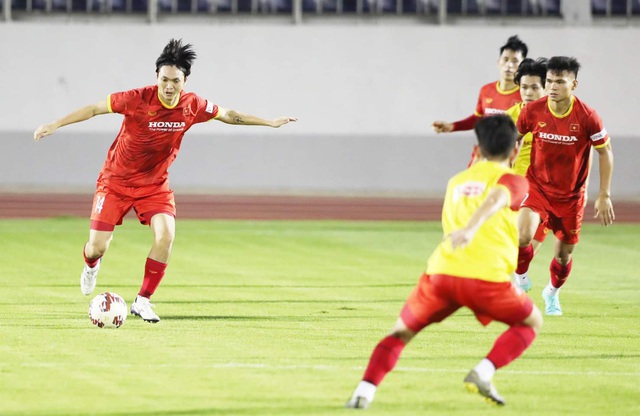  Nếu đội tuyển Việt Nam không thể vô địch AFF Cup 2021, ai sẽ là người đau đớn nhất? - Ảnh 2.