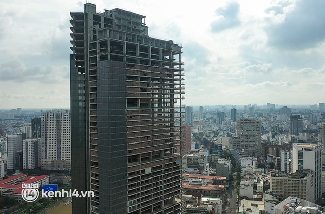 Tòa cao ốc bị bỏ hoang gần một thập kỷ ở Sài Gòn đang được thi công trở lại, liệu có hồi sinh? - Ảnh 3.