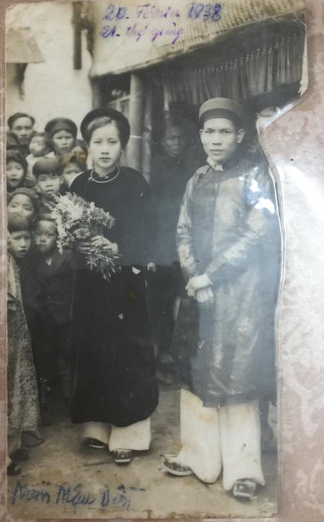  Gặp lại cụ bà 100 tuổi ở Hà Nội gây sốt bởi nhan sắc thời trẻ, tiết lộ bí quyết sống thọ với cháu con - Ảnh 2.