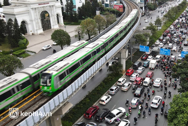  Chùm ảnh: Nhìn lại 10 năm thăng trầm tuyến đường sắt nội đô đầu tiên của Việt Nam, Cát Linh - Hà Đông - Ảnh 28.