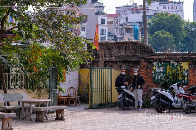 Toàn cảnh các địa điểm đang khẩn tìm người liên quan F0 ở Hà Nội: Nơi đóng cửa im ỉm, nơi đón khách nhộn nhịp - Ảnh 3.