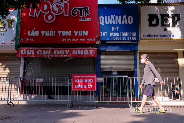 Toàn cảnh các địa điểm đang khẩn tìm người liên quan F0 ở Hà Nội: Nơi đóng cửa im ỉm, nơi đón khách nhộn nhịp - Ảnh 5.