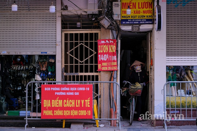 Toàn cảnh các địa điểm đang khẩn tìm người liên quan F0 ở Hà Nội: Nơi đóng cửa im ỉm, nơi đón khách nhộn nhịp - Ảnh 8.