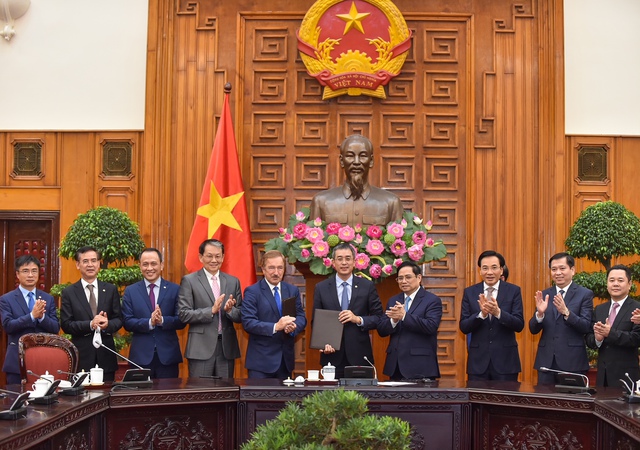  Thủ tướng thúc đẩy thỏa thuận giảm 1 tỷ USD chi phí cho Vietnam Airlines - Ảnh 2.