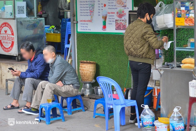  Ảnh: Hà Nội ghi nhận gần 1.000 ca mắc Covid-19 mỗi ngày, người dân vẫn chủ quan trong phòng chống dịch bệnh - Ảnh 13.