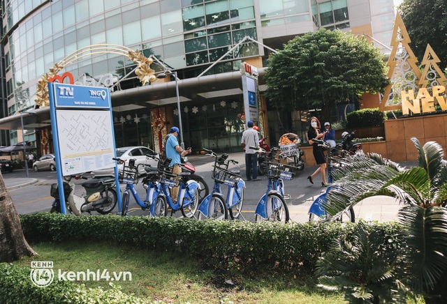  Xe đạp công cộng có tính phí ở TP.HCM chính thức hoạt động: Bạn trẻ hào hứng bỏ tiền thuê đi dạo ngắm cảnh - Ảnh 19.