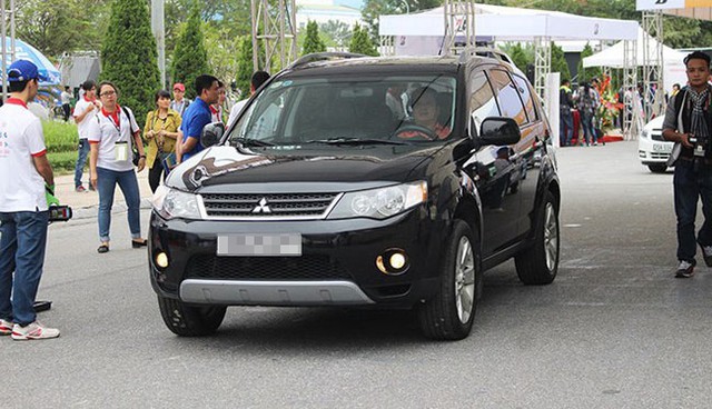 2 năm công khai bạn gái doanh nhân, NSƯT Chí Trung 2 lần lên đời xế hộp - Ảnh 5.