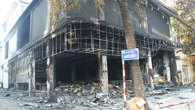 Thông tin mới nhất vụ cháy phòng trà khiến 3 người lớn, 3 trẻ em thiệt mạng ở Nghệ An - Ảnh 2.