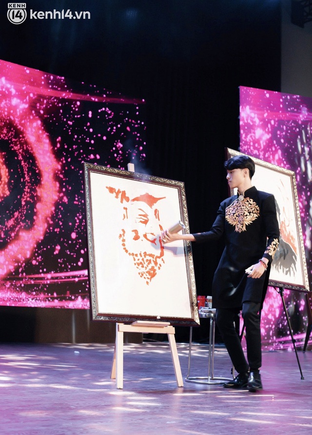  Chuyện của Thuận: Từ chàng sinh viên miền Tây đến người phác họa chân dung lửa độc đáo, gồng gánh nuôi cả gia đình - Ảnh 14.