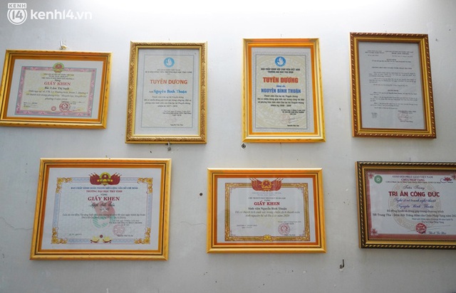  Chuyện của Thuận: Từ chàng sinh viên miền Tây đến người phác họa chân dung lửa độc đáo, gồng gánh nuôi cả gia đình - Ảnh 5.