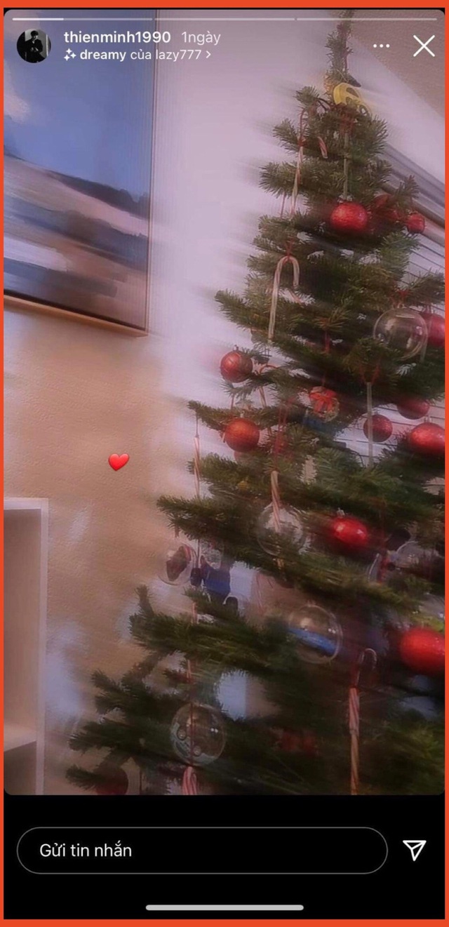 Cuộc đọ ngầm của các gia đình nổi tiếng vào dịp Noel xem ai có cây thông to và đẹp nhất, bất ngờ bởi giá trị lên tới hàng trăm triệu để vui một mùa - Ảnh 13.