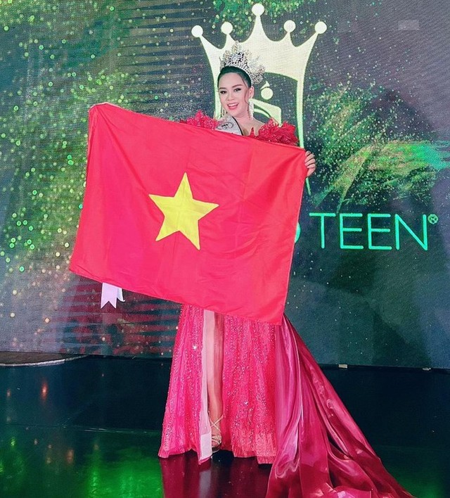 Mỹ nhân Việt mới 13 tuổi vừa đăng quang cuộc thi Miss Teen quốc tế là ai mà được cho rằng làm rạng danh nhan sắc không thua gì Thùy Tiên - Ảnh 2.