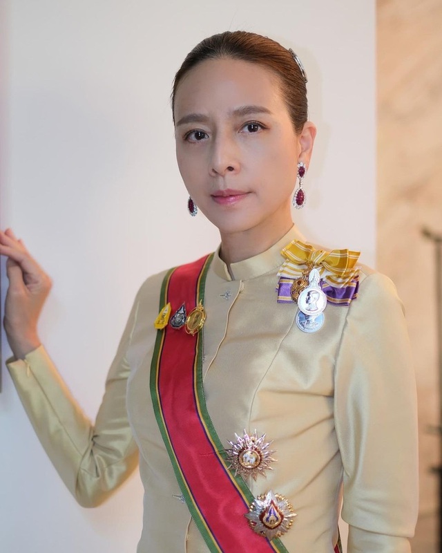  Nữ tỷ phú chống lưng cho bóng đá Thái Lan: Điều hành đế chế 98 tỷ USD, nghiện Hermès - Ảnh 6.