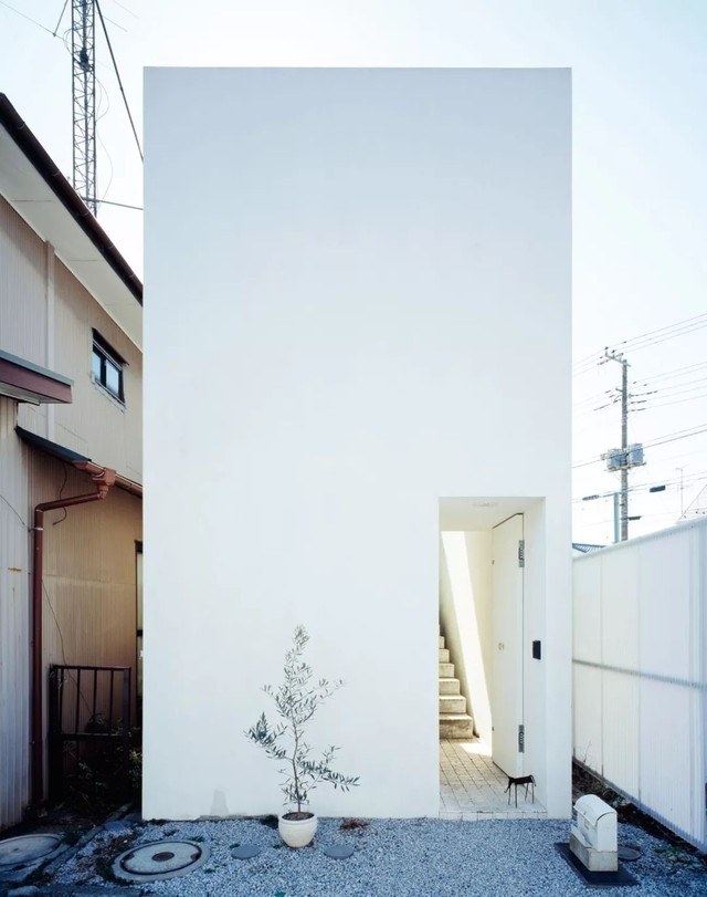Chỉ 18m² nhưng ngôi nhà của cặp vợ chồng trẻ ở Nhật Bản này đã chứng minh cho câu nói nhỏ nhưng có võ - Ảnh 7.