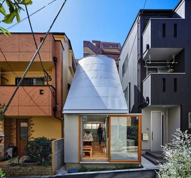 Chỉ 18m² nhưng ngôi nhà của cặp vợ chồng trẻ ở Nhật Bản này đã chứng minh cho câu nói nhỏ nhưng có võ - Ảnh 8.