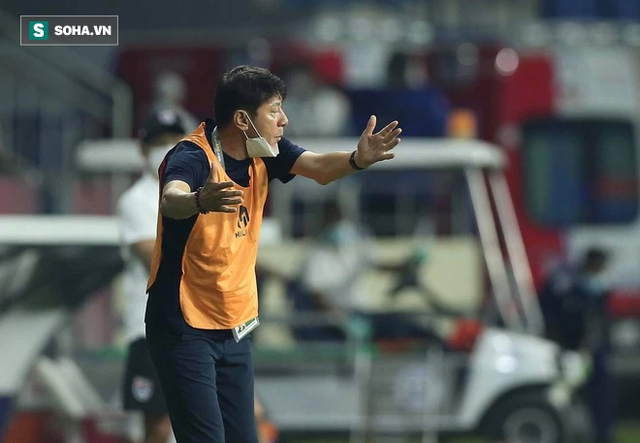  HLV Indonesia đòi phạt đền cho tuyển Việt Nam, lên tiếng vụ AFF Cup không có VAR - Ảnh 1.