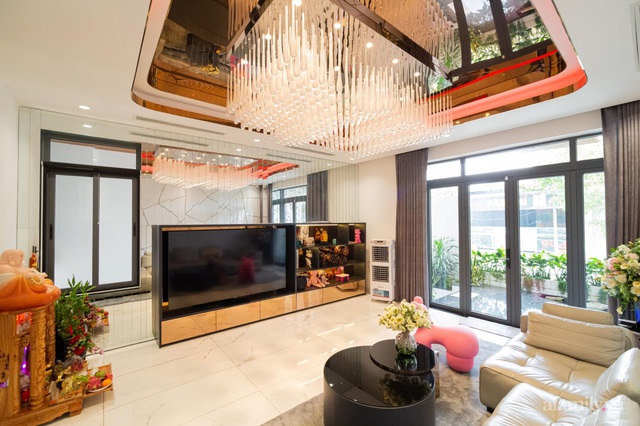 Ngắm không gian sống rộng 200m² của CEO trẻ 9x tại Sài Gòn, full nội thất giá trị khủng tới 14 tỷ - Ảnh 5.