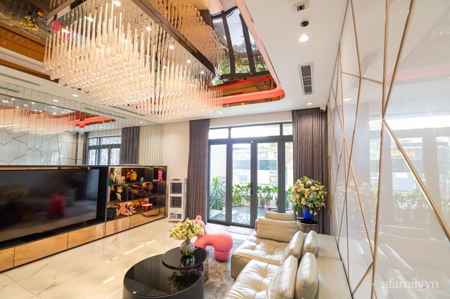 Ngắm không gian sống rộng 200m² của CEO trẻ 9x tại Sài Gòn, full nội thất giá trị khủng tới 14 tỷ - Ảnh 8.