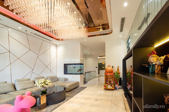 Ngắm không gian sống rộng 200m² của CEO trẻ 9x tại Sài Gòn, full nội thất giá trị khủng tới 14 tỷ - Ảnh 9.