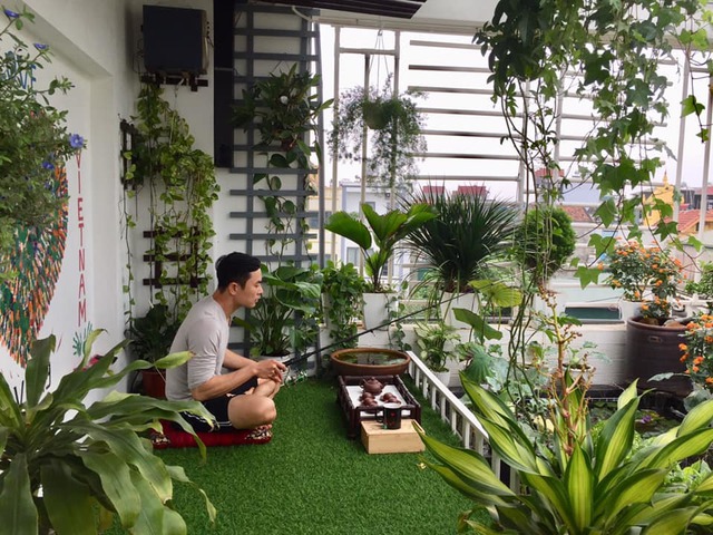 Anh nông dân sân thượng Hà Nội tạo dựng khu vườn tuyệt vời truyền tình yêu thiên nhiên cho con trẻ - Ảnh 7.
