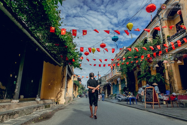 Chùm ảnh Hội An vắng lặng, thưa khách du lịch trong những ngày cuối năm: Phố cổ bình yên, êm đềm đến lạ! - Ảnh 11.