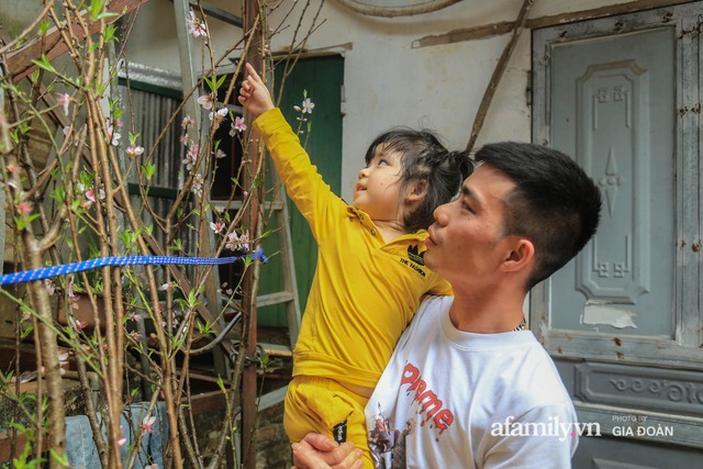 Tết xa quê của những công nhân ngoại tỉnh ở Hà Nội: Con tôi nhớ ông bà lắm, nhưng chỉ khi nào hết dịch, khi đó mới là Tết - Ảnh 9.