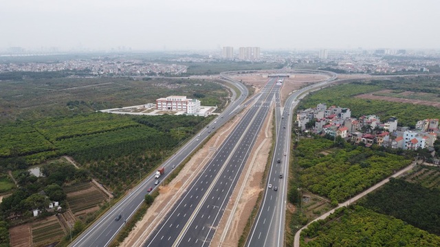  Toàn cảnh những công trình gỡ ùn tắc giao thông cho Hà Nội thời gian qua  - Ảnh 6.