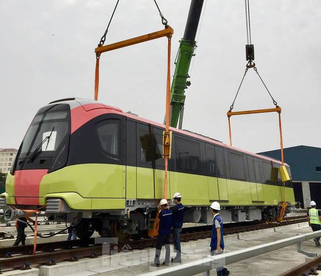  Hình ảnh đoàn tàu metro thứ 3 về Hà Nội - Ảnh 4.