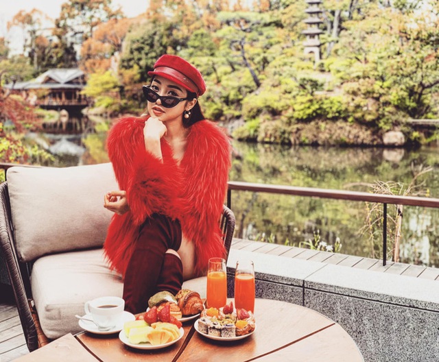 Vợ 3 kém 16 tuổi của Chi Bảo: Xinh đẹp sexy, chủ chuỗi thẩm mỹ, giàu nức tiếng và thân với cả dàn sao Vbiz - Ảnh 21. Vợ 3 kém 16 tuổi của Chi Bảo: Xinh đẹp sexy, chủ chuỗi thẩm mỹ, giàu nức tiếng và thân với cả dàn sao Vbiz - Ảnh 21.