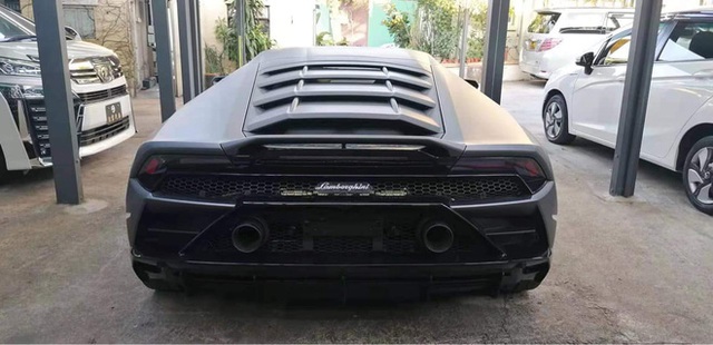 Lộ diện Lamborghini Huracan EVO hàng độc về Việt Nam: Siêu nhẹ, siêu mạnh cùng màu sơn hiếm có - Ảnh 6.