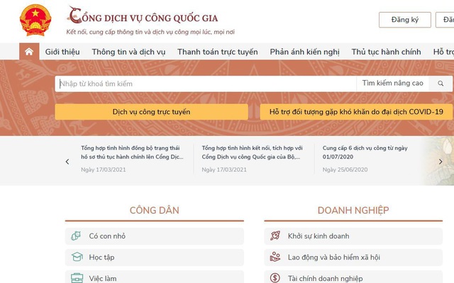 Nộp lệ phí trước bạ bằng phương thức điện tử dần thu hút người dân tham gia.