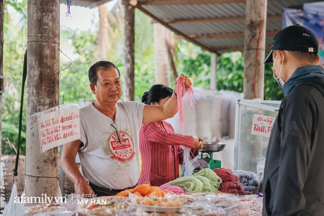 Pizza noodles - the unique patented dish of a family of 3 generations making noodles in the West, earning tens of millions per day, helping to raise children to study in the US - Photo 3.