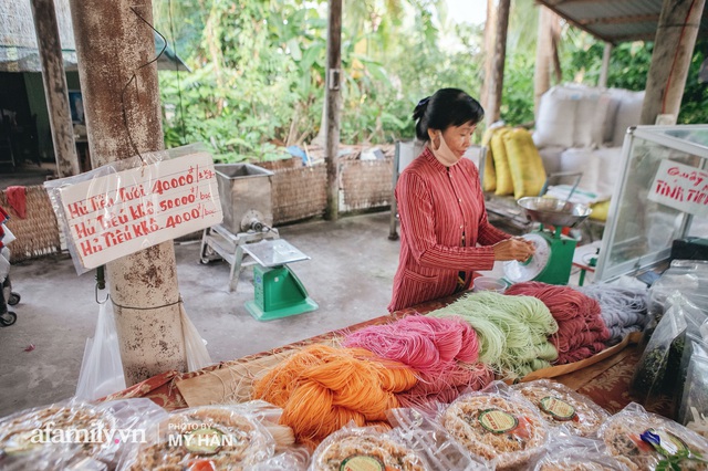 Pizza noodles - the unique patented dish of a family of 3 generations making noodles in the West, earning tens of millions per day, helping to raise children to study in the US - Photo 25.