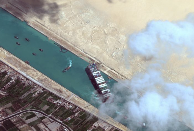 Nhìn lại sự cố trên kênh đào Suez - Ảnh 1.