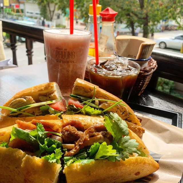 Quá tự hào với 5 tiệm bánh mì made in Vietnam ở nước ngoài: Đắt hàng như tôm tươi, bạn bè quốc tế check in rần rần - Ảnh 4.