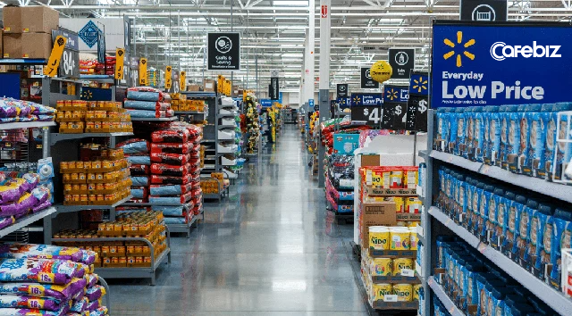 Walmart, Henry Ford thành công tạo ra những huyền thoại đầu tiên trên thế giới như thế nào? Đáp án chỉ nằm ở 2 chữ - Ảnh 1. Walmart, Henry Ford thành công tạo ra những huyền thoại đầu tiên trên thế giới như thế nào? Đáp án chỉ nằm ở 2 chữ - Ảnh 1.