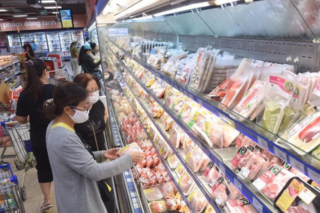 8 mẹo khi mua đồ ăn ở siêu thị giúp tiết kiệm được kha khá tiền mà chắc chắn nhiều người không để ý - Ảnh 2. 8 mẹo khi mua đồ ăn ở siêu thị giúp tiết kiệm được kha khá tiền mà chắc chắn nhiều người không để ý - Ảnh 2.