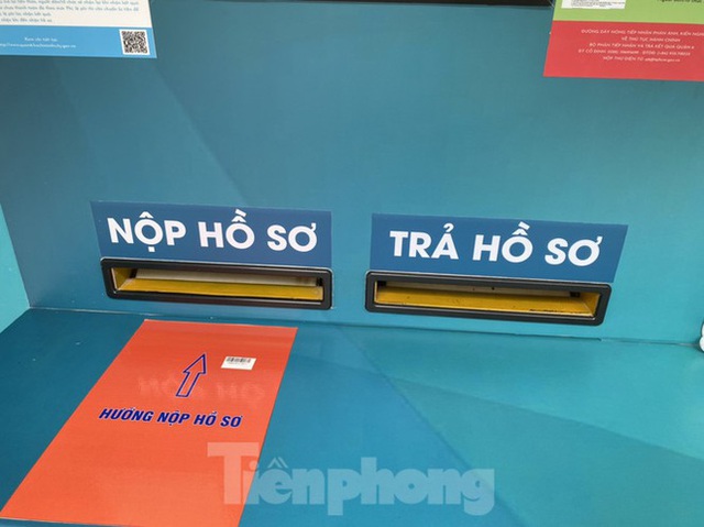  Cận cảnh ATM tiếp nhận trả hồ sơ hành chính tự động đầu tiên ở Việt Nam - Ảnh 3.