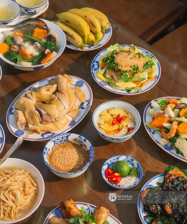 Ngoài gốm sứ, Bát Tràng còn có mâm cỗ với món ăn tiến vua đặc biệt, đại diện cho cái tầm rất khác của ẩm thực Việt Nam - Ảnh 15.