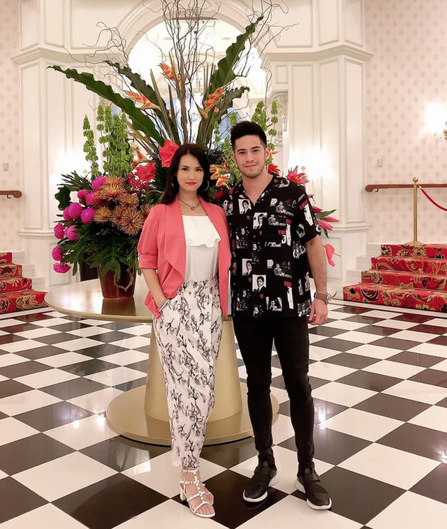 Cuộc sống hiện tại đầy bất ngờ của Maria Ozawa: Kinh doanh quán bar, khách sạn, làm YouTuber - Ảnh 6. Cuộc sống hiện tại đầy bất ngờ của Maria Ozawa: Kinh doanh quán bar, khách sạn, làm YouTuber - Ảnh 6.