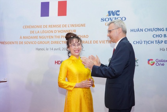 CEO Vietjet Air Nguyễn Thị Phương Thảo được trao huân chương Bắc đẩu bội tinh - Ảnh 1.
